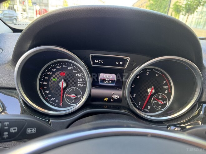 Mercedes GLE 400 4MATIC-10