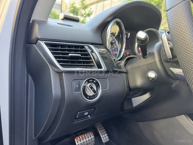 Mercedes GLE 400 4MATIC-11