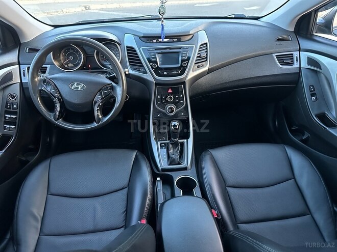 Hyundai Elantra 2015, 276,000 km - 1.8 l - Bakı