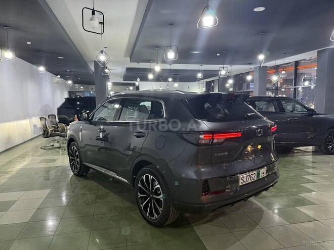 Changan Qiyuan Q05-4