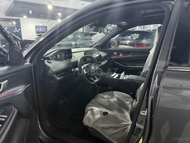 Changan Qiyuan Q05-8