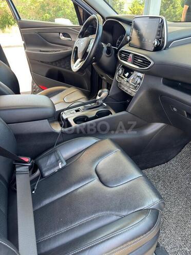 Hyundai Santa Fe-14
