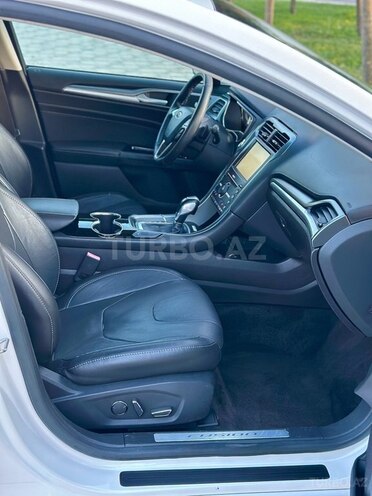 Ford Fusion (North America) 2015, 132,000 km - 2.0 л - Bakı