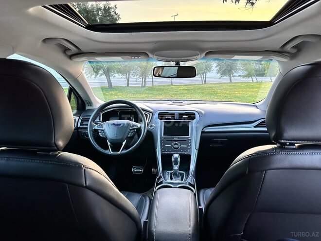 Ford Fusion (North America) 2015, 132,000 km - 2.0 л - Bakı