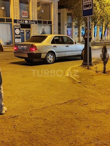 Mercedes C 200 1995, 386,000 km - 2.0 л - Xırdalan