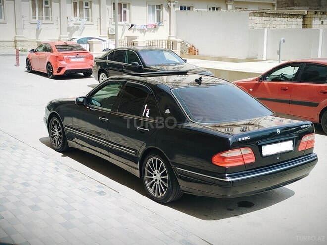 Mercedes E 240 2001, 453,000 km - 2.4 l - Bakı