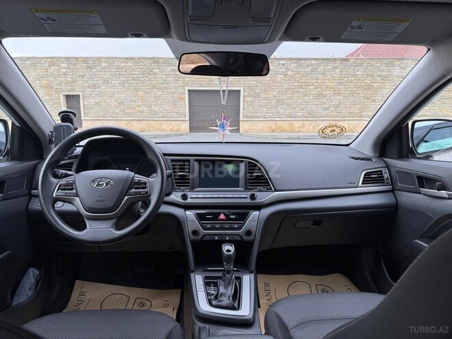 Hyundai Elantra 2017, 20,117 km - 2.0 l - Bakı