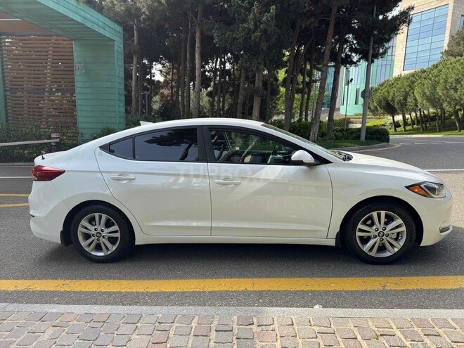 Hyundai Elantra 2017, 20,117 km - 2.0 l - Bakı