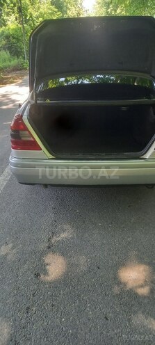 Mercedes C 200 1995, 280,000 km - 2.0 l - Qax