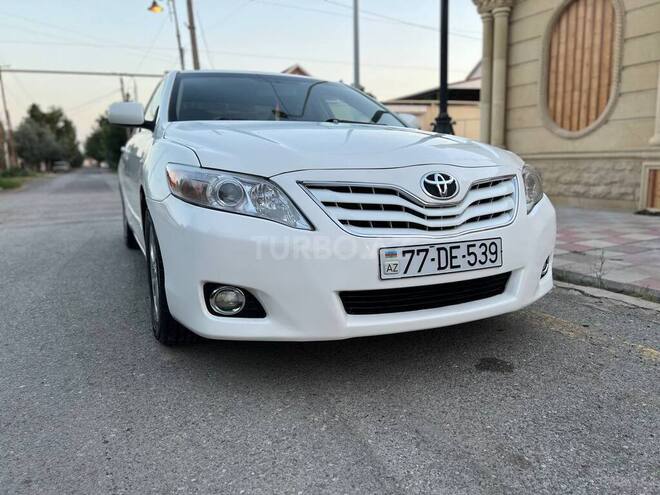 Toyota Camry 2006, 250,000 km - 2.4 л - Salyan