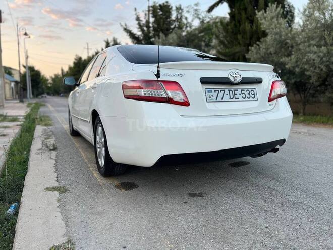 Toyota Camry 2006, 250,000 km - 2.4 л - Salyan