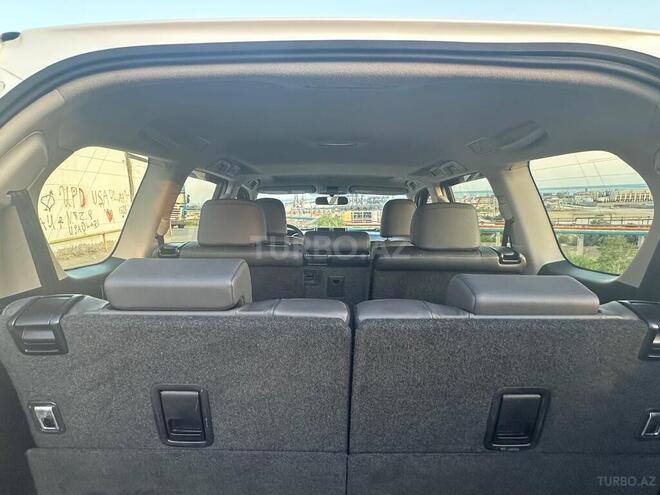 Toyota Land Cruiser Prado-9