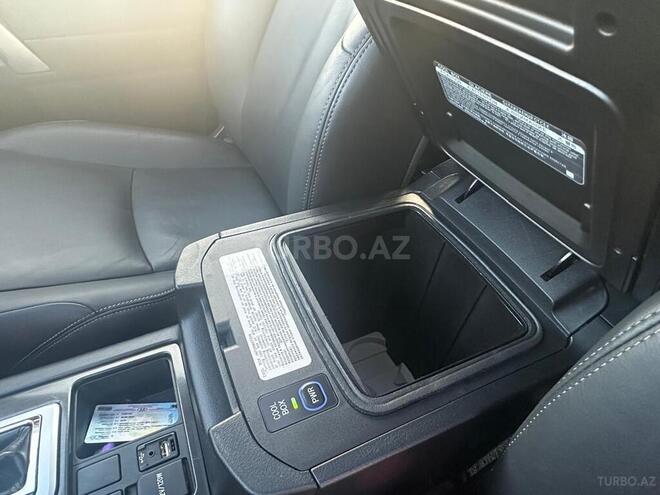 Toyota Land Cruiser Prado-6