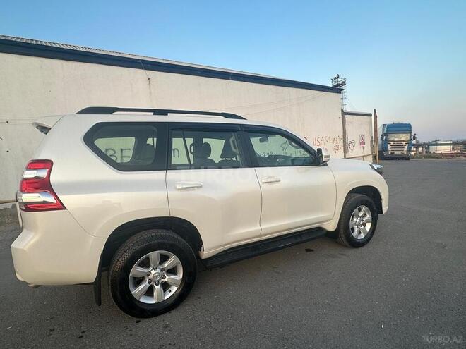 Toyota Land Cruiser Prado-10