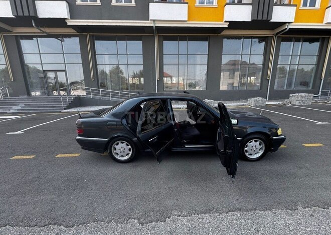 Mercedes C 240 1997, 433,995 km - 2.4 l - Xaçmaz