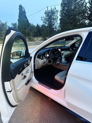 Mercedes C 300 4MATIC 2016, 182,300 km - 2.0 l - Bakı