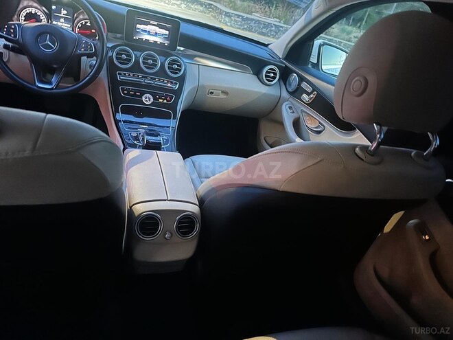 Mercedes C 300 4MATIC 2016, 182,300 km - 2.0 l - Bakı