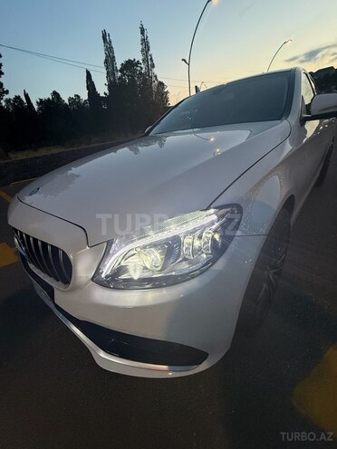 Mercedes C 300 4MATIC 2016, 182,300 km - 2.0 l - Bakı