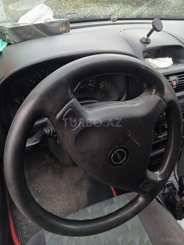 Opel Astra 1998, 500,000 km - 1.6 l - Quba