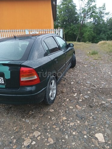 Opel Astra 1998, 500,000 km - 1.6 l - Quba