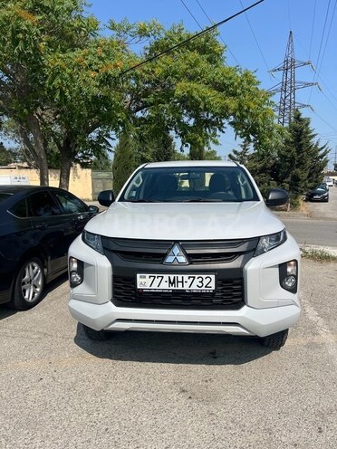 Mitsubishi L200 2022, 98,000 km - 2.5 l - Bakı