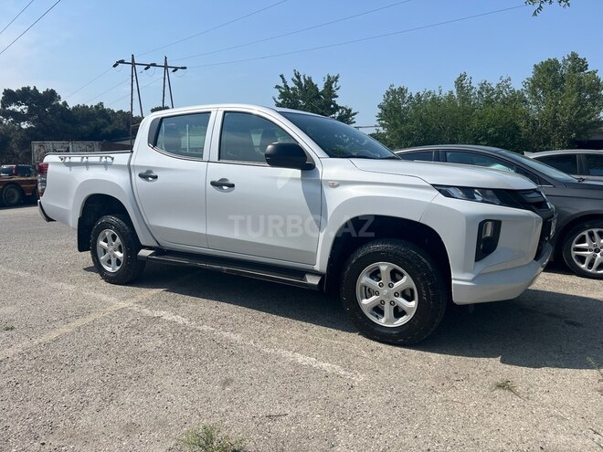 Mitsubishi L200 2022, 98,000 km - 2.5 l - Bakı
