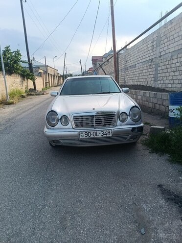 Mercedes E 200 d 1997, 58,888 km - 2.0 l - Salyan