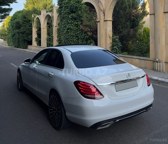 Mercedes C 200 d 2015, 176,000 km - 1.6 л - Qazax