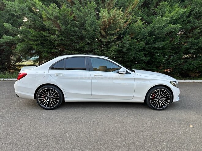 Mercedes C 200 d 2015, 176,000 km - 1.6 л - Qazax