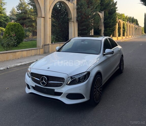 Mercedes C 200 d 2015, 176,000 km - 1.6 л - Qazax