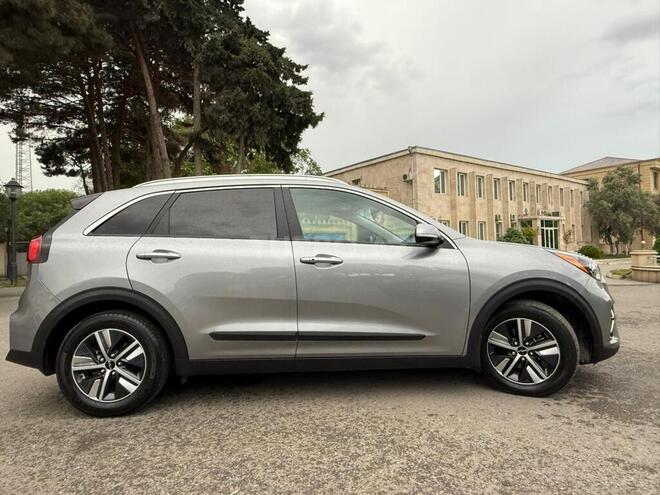 Kia Niro 2022, 58,000 km - 1.6 l - Bakı