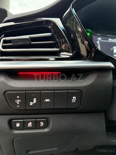 Kia Niro 2022, 58,000 km - 1.6 l - Bakı