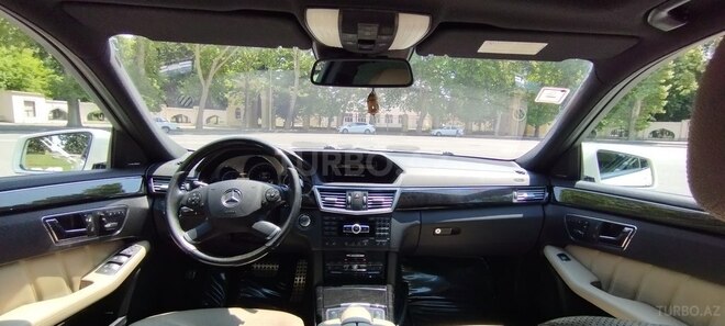 Mercedes E 350 2011, 147,000 km - 3.5 l - Mingəçevir