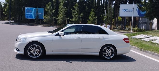 Mercedes E 350 2011, 147,000 km - 3.5 l - Mingəçevir