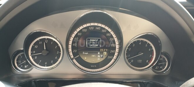 Mercedes E 350 2011, 147,000 km - 3.5 l - Mingəçevir