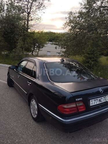 Mercedes E 230 1997, 560,000 km - 2.3 л - Şamaxı