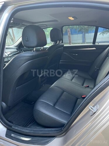 BMW 528 2015, 220,000 km - 2.0 l - Şəmkir