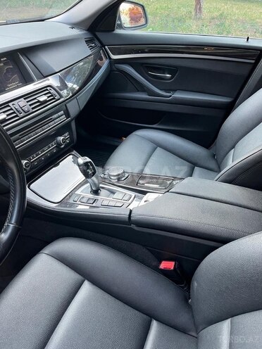BMW 528 2015, 220,000 km - 2.0 l - Şəmkir