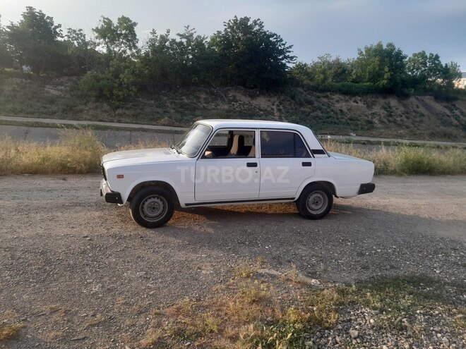 LADA (VAZ) 2107 2005, 35,214 km - 1.6 l - Qazax