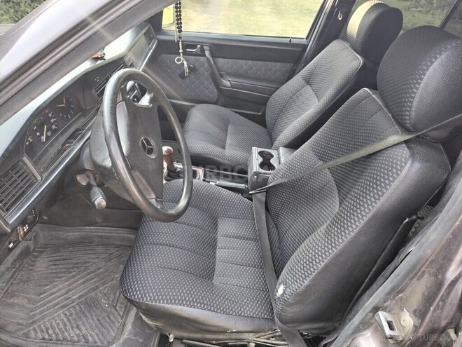 Mercedes 190 1992, 150,000 km - 1.8 l - Masallı
