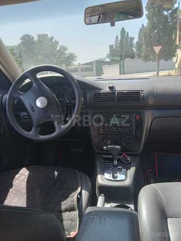 Volkswagen Passat 2004, 235,000 km - 1.8 l - Bakı