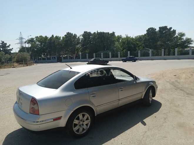 Volkswagen Passat 2004, 235,000 km - 1.8 l - Bakı