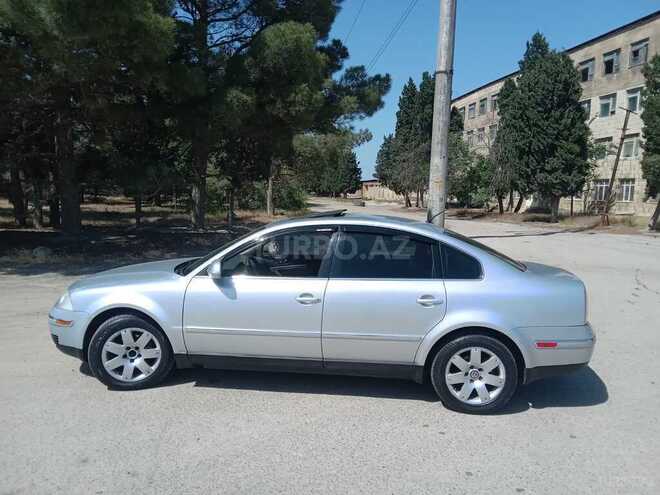 Volkswagen Passat 2004, 235,000 km - 1.8 l - Bakı
