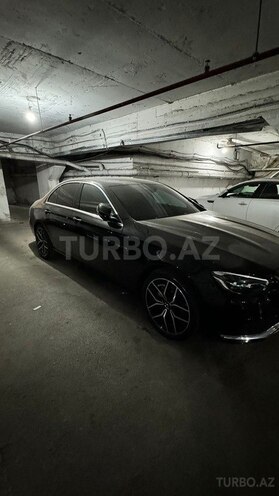 Mercedes E 300 e-2
