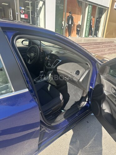 Chevrolet Cruze-2