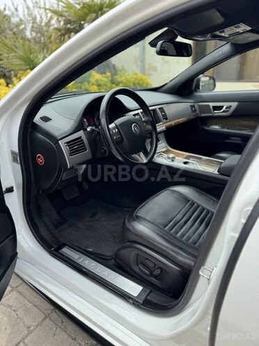 Jaguar XF 2011, 195,500 km - 3.0 l - Bakı