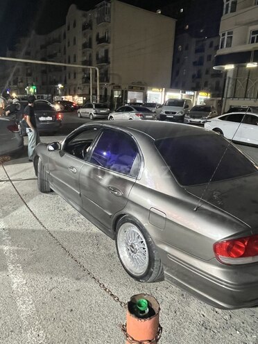 Hyundai Sonata-5
