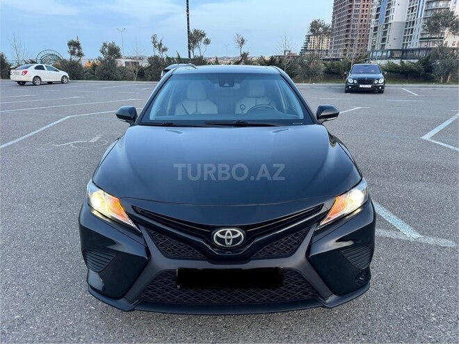 Toyota Camry 2018, 165,000 km - 2.5 л - Bakı
