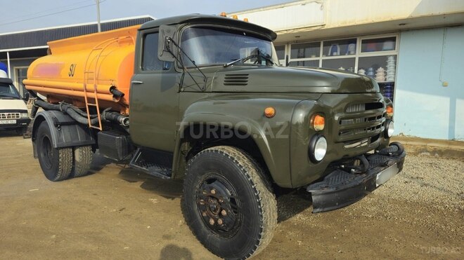 ZIL 130 1981, 350,000 km - 4.8 л - Salyan