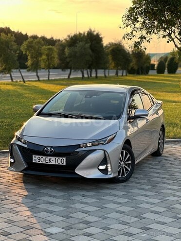 Toyota Prius 2017, 102,000 km - 1.8 l - Bakı